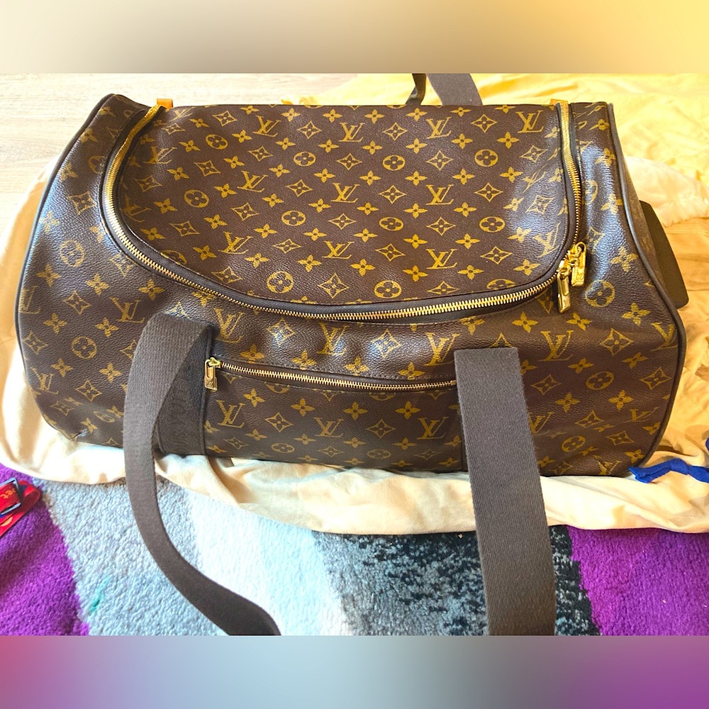 💯% Authentic Louis Vuitton Monogram Duffel Bag (carry-on)
